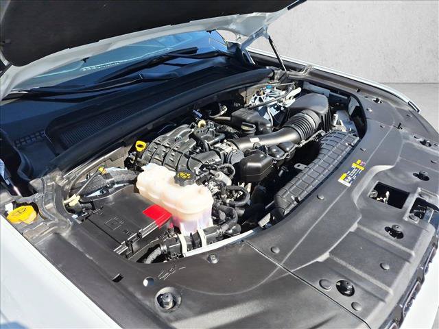Used 2025 Jeep Grand Cherokee Summit AWD/4WD image 24