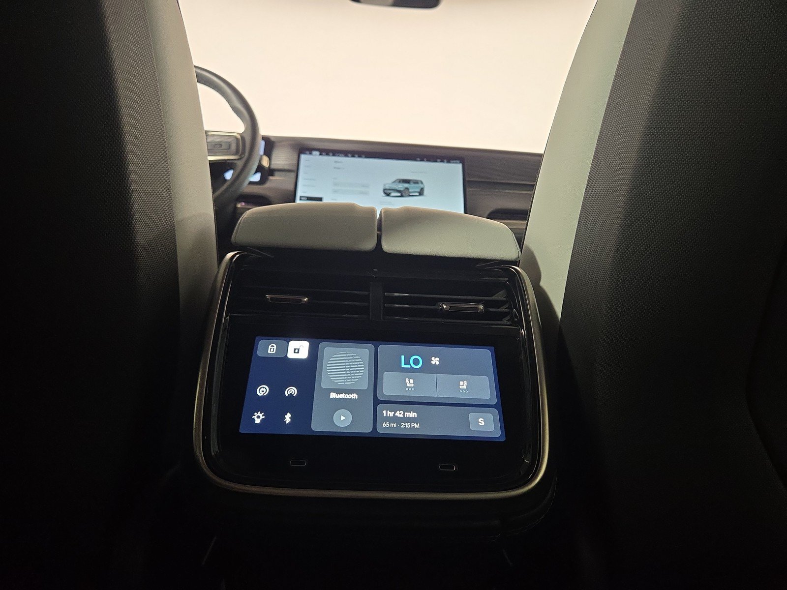 Used 2024 Rivian R1S Adventure AWD/4WD image 30