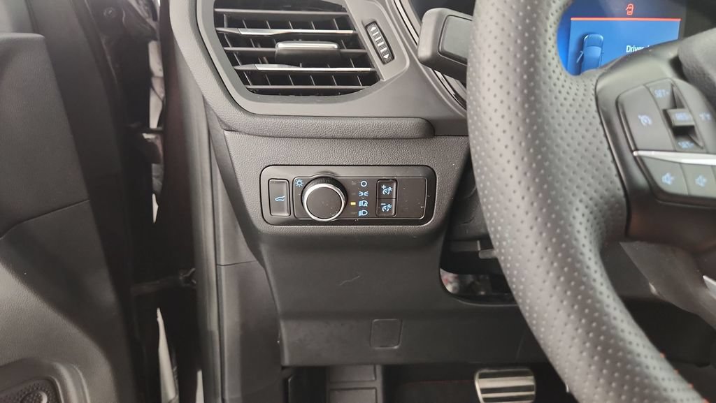 Used 2023 Ford Escape ST-Line AWD/4WD image 22