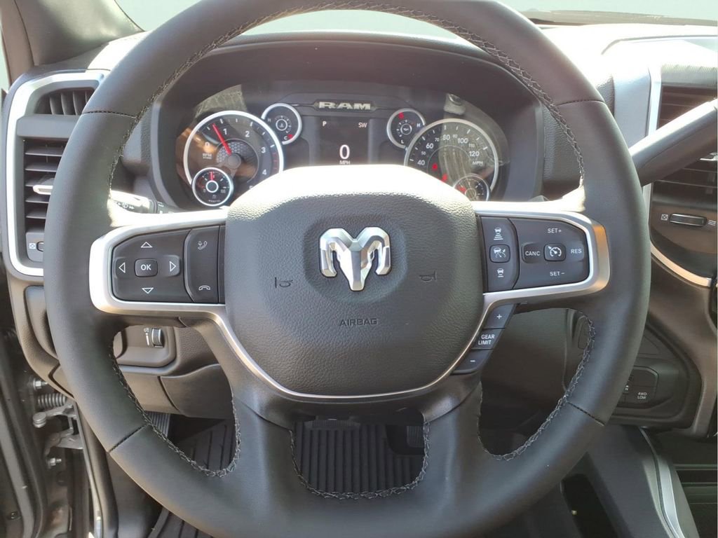 New 2026 RAM 3500 Big Horn AWD/4WD image 17