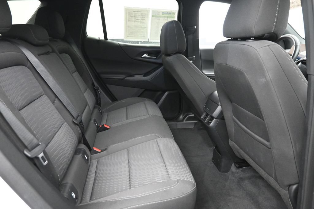 Used 2025 Chevrolet Equinox LT AWD/4WD image 10