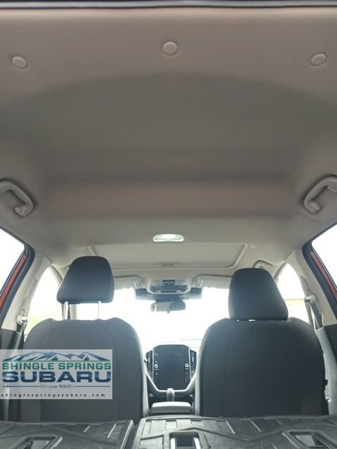 Used 2025 Subaru Crosstrek 2.0i Premium image 34