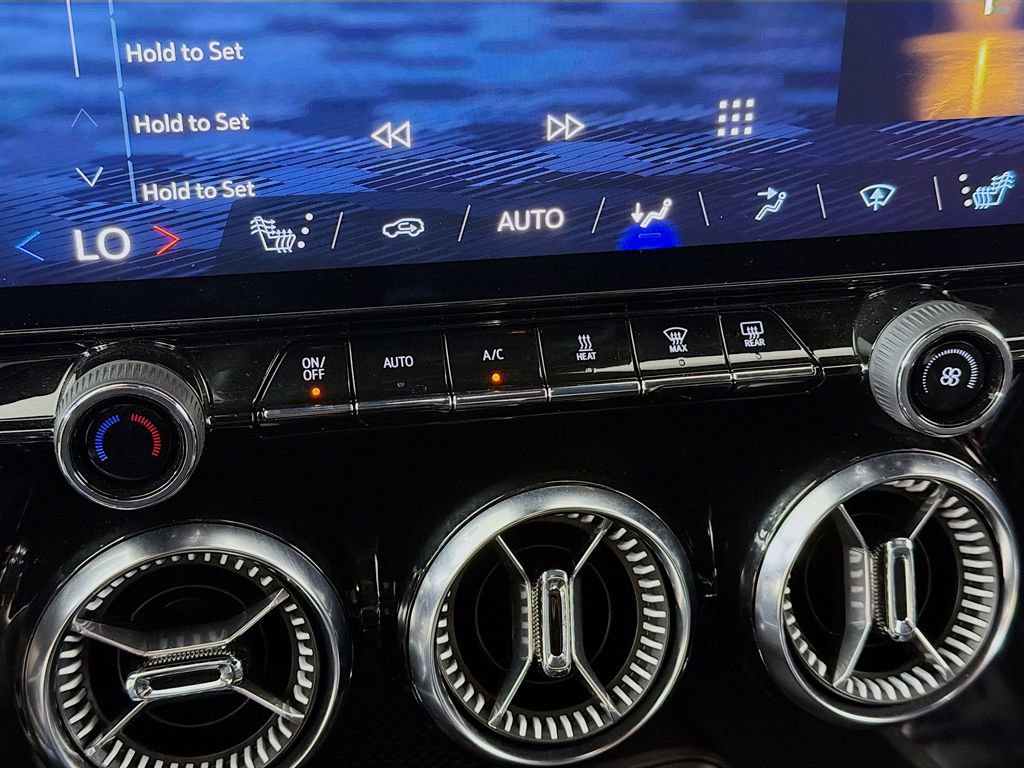 Used 2025 Chevrolet Blazer EV LT w/ Super Cruise Package image 39