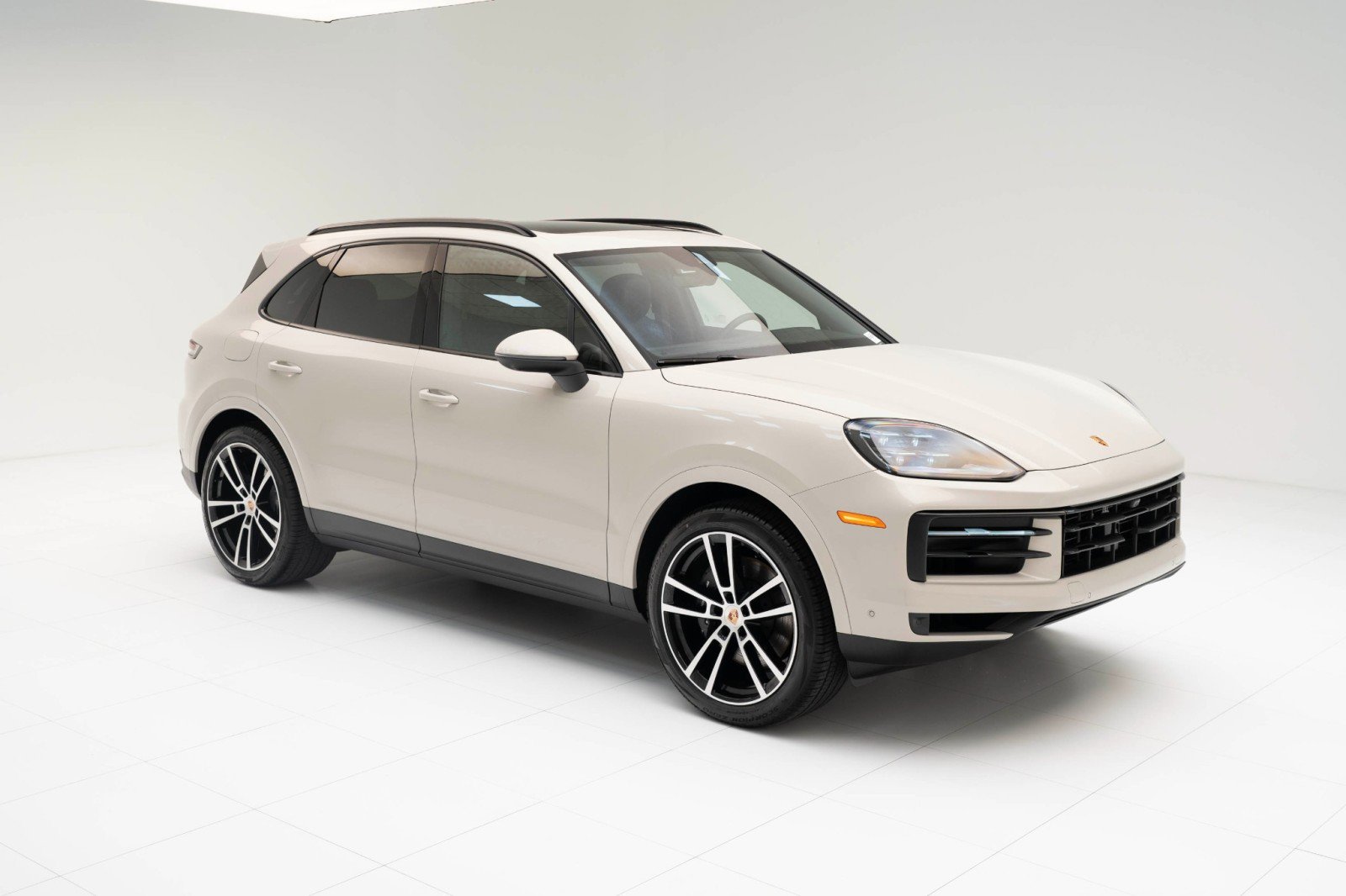 New 2025 Porsche Cayenne image 7