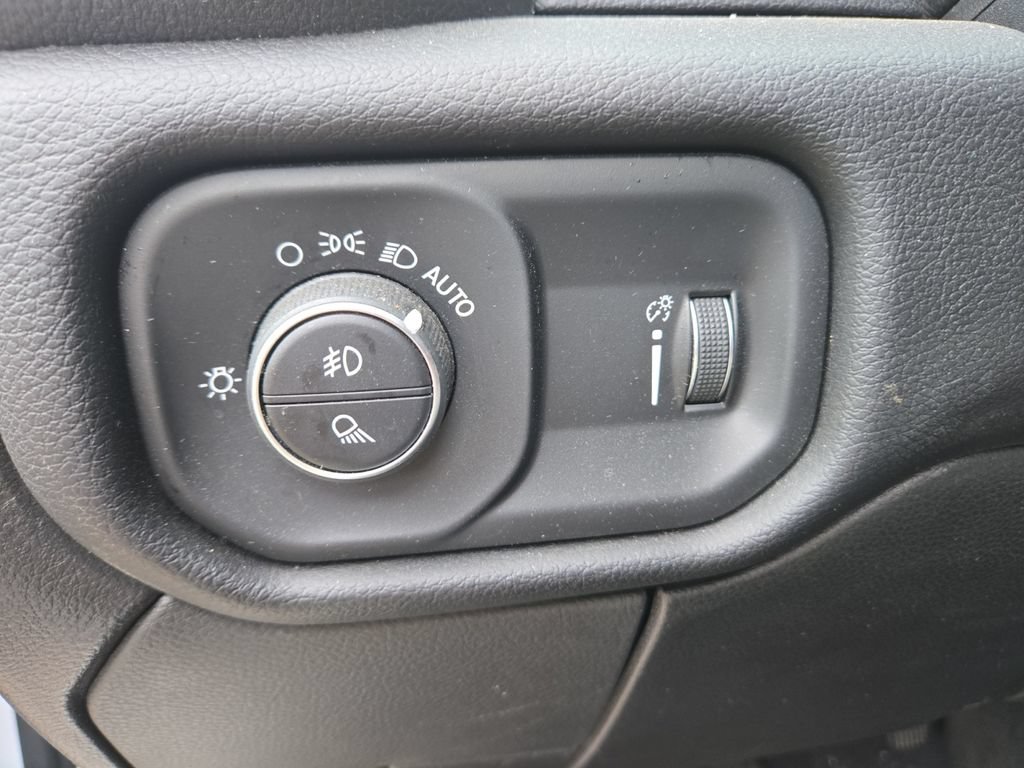 Used 2024 RAM 2500 Big Horn w/ Bed Utility Group AWD/4WD image 18