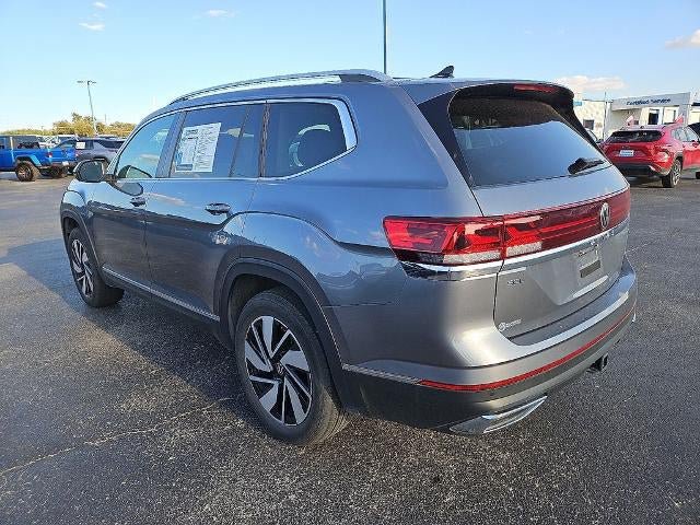 Used 2024 Volkswagen Atlas SEL AWD/4WD image 4