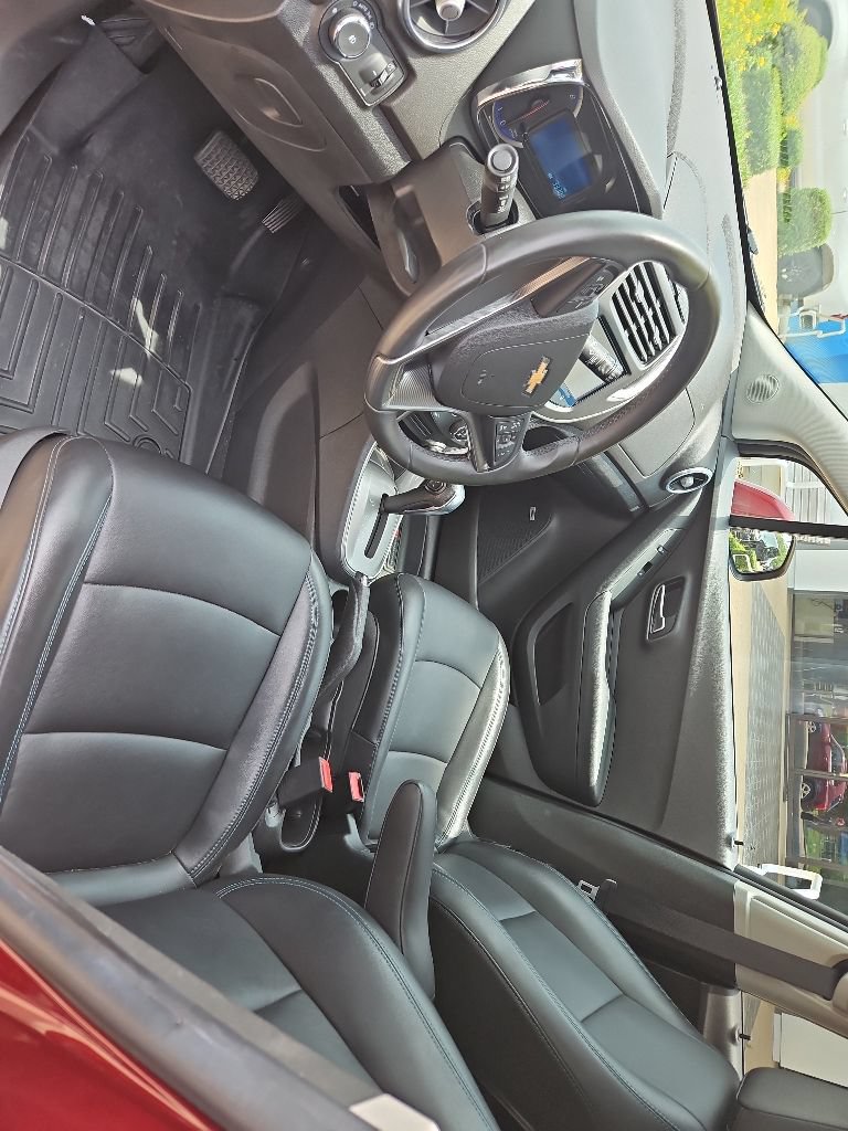 Used 2016 Chevrolet Trax LTZ FWD image 9