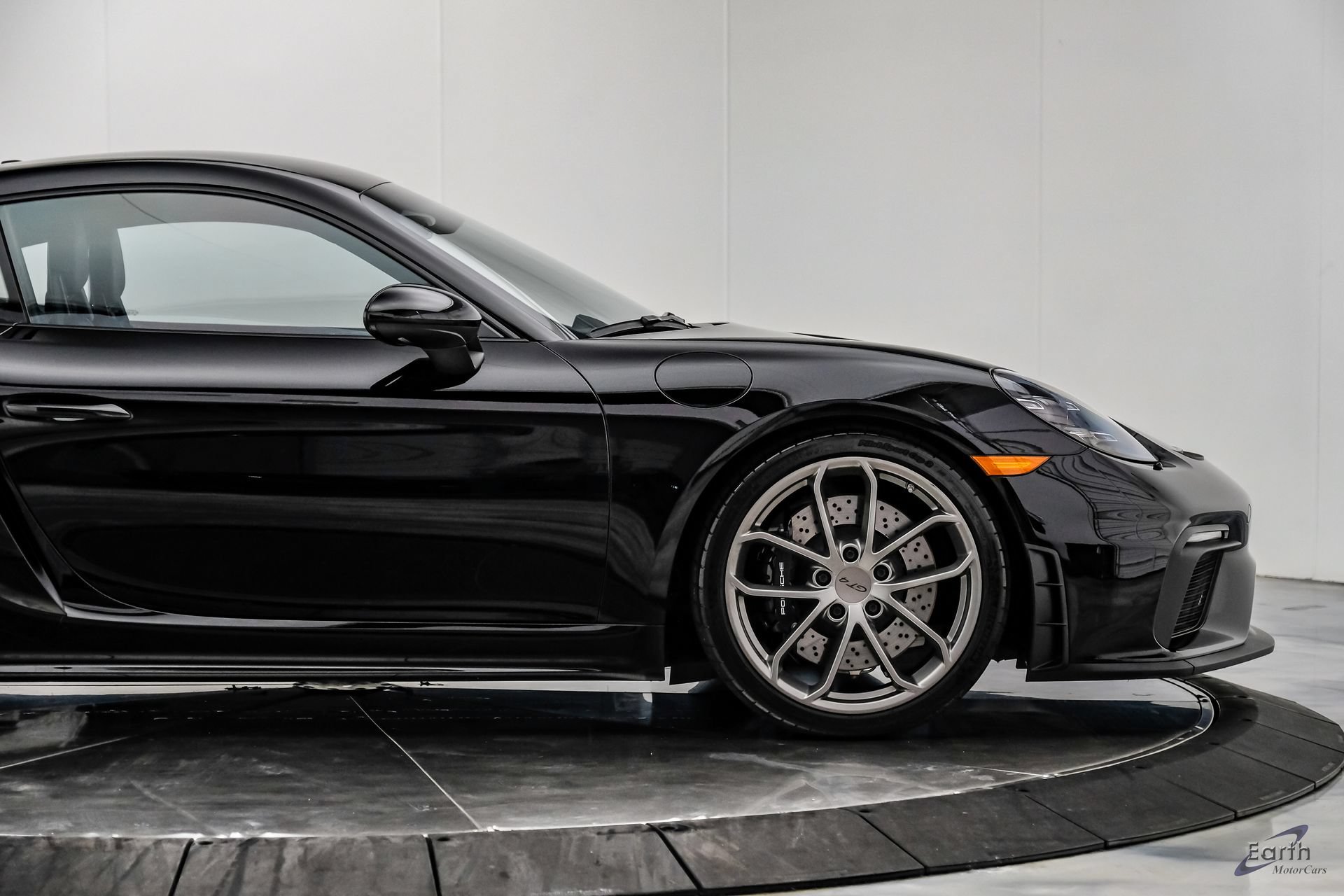 Used 2023 Porsche 718 Cayman GT4 RWD image 27