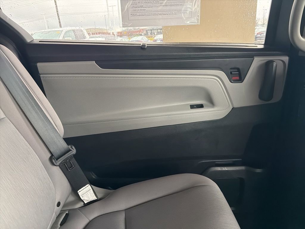 Used 2023 Honda Odyssey EX image 19
