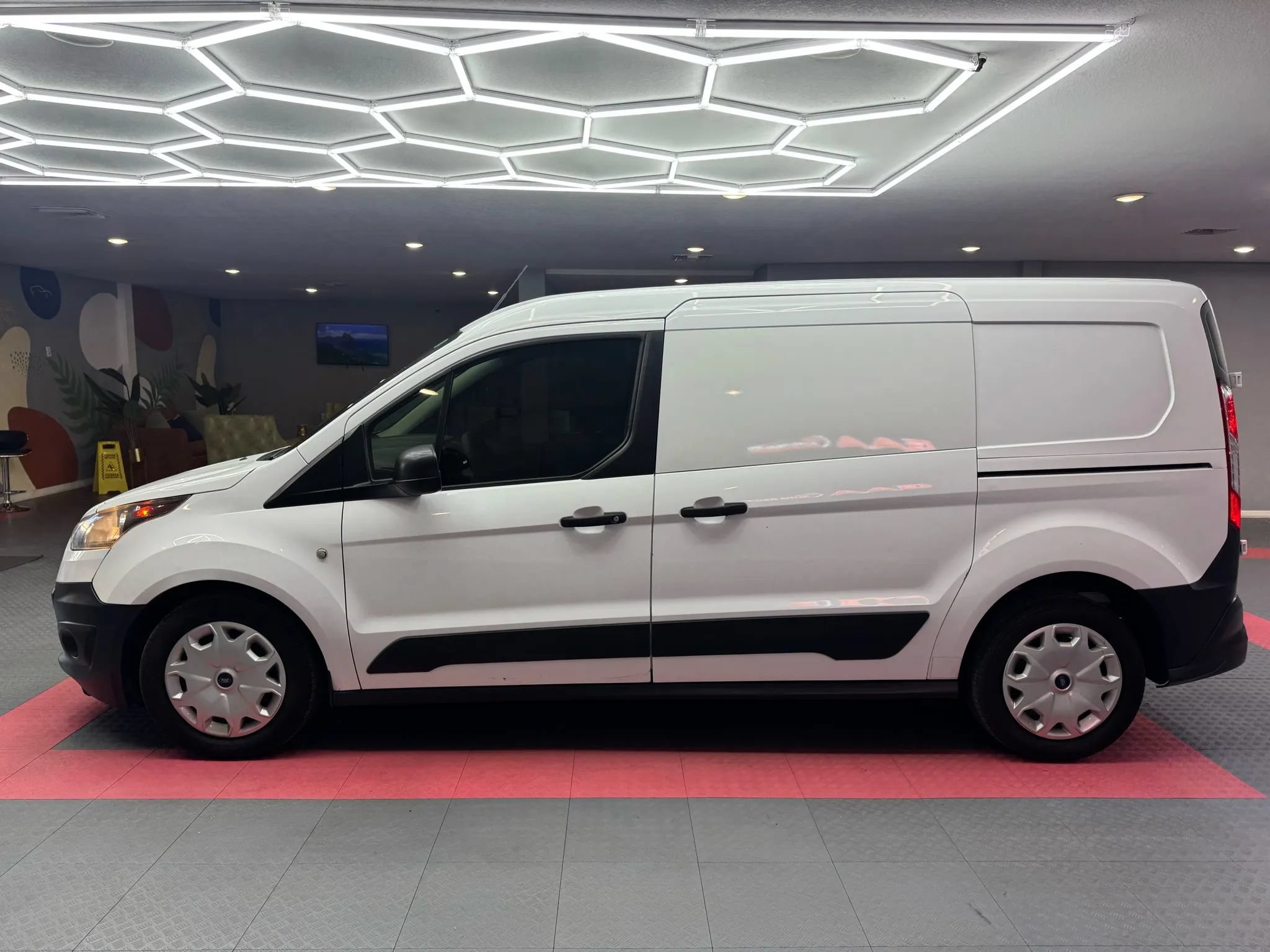 Used 2014 Ford Transit Connect XL FWD image 4