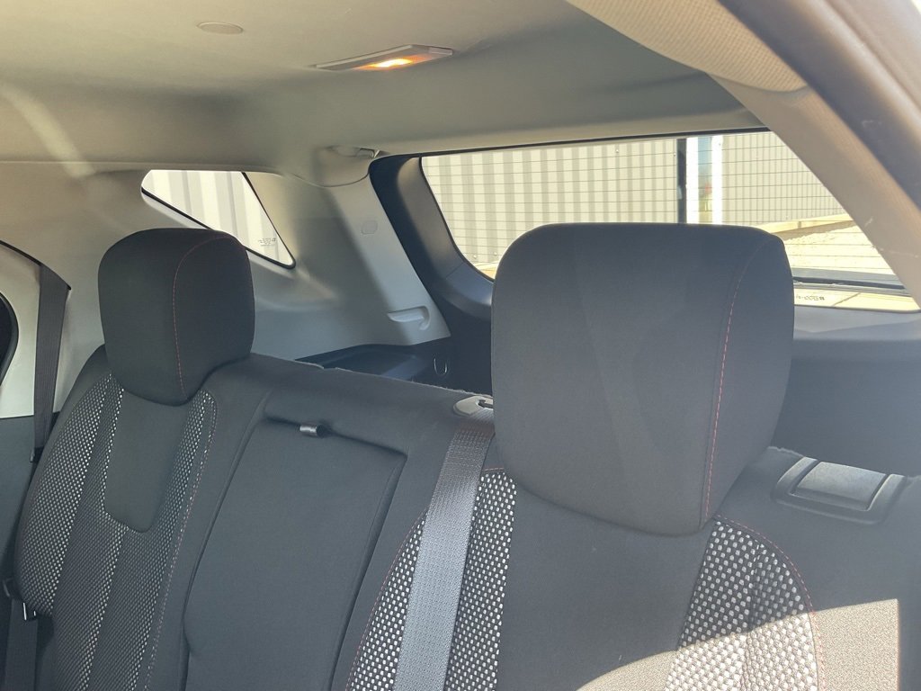 Used 2011 Chevrolet Equinox LT w/ Driver Convenience Package image 21