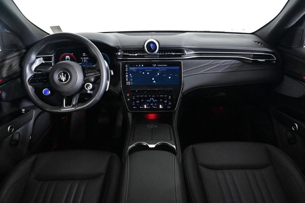 Used 2025 Maserati Grecale GT AWD/4WD image 9