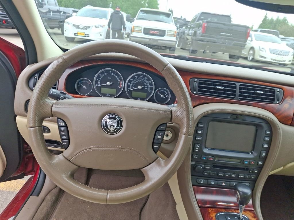 Used 2008 Jaguar S-TYPE 4.2 RWD image 11