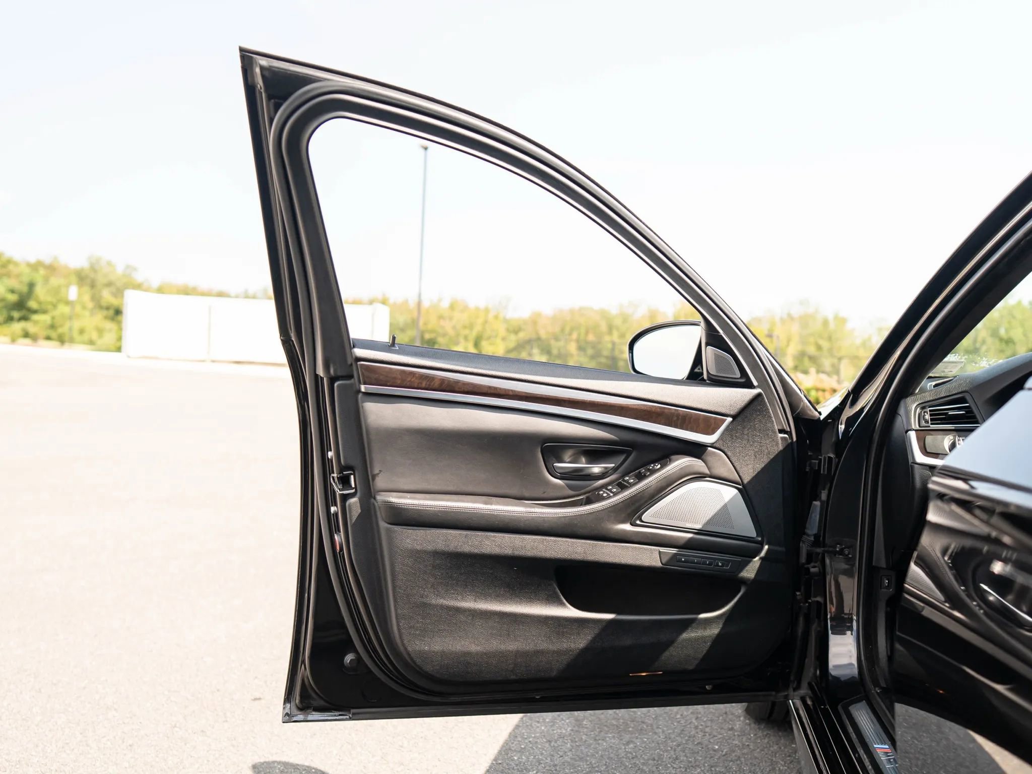 Used 2013 BMW M5 w/ Executive Pkg image 49