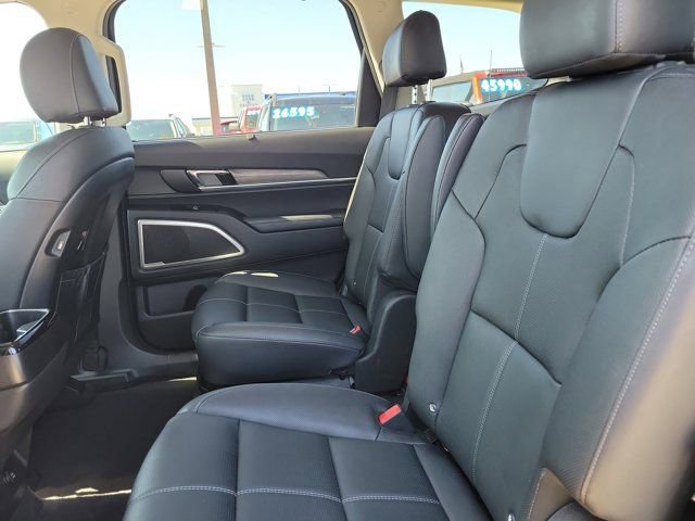 Used 2021 Kia Telluride EX w/ EX Premium Package FWD image 16