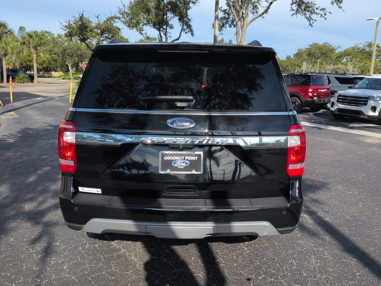 Used 2021 Ford Expedition XL AWD/4WD image 5