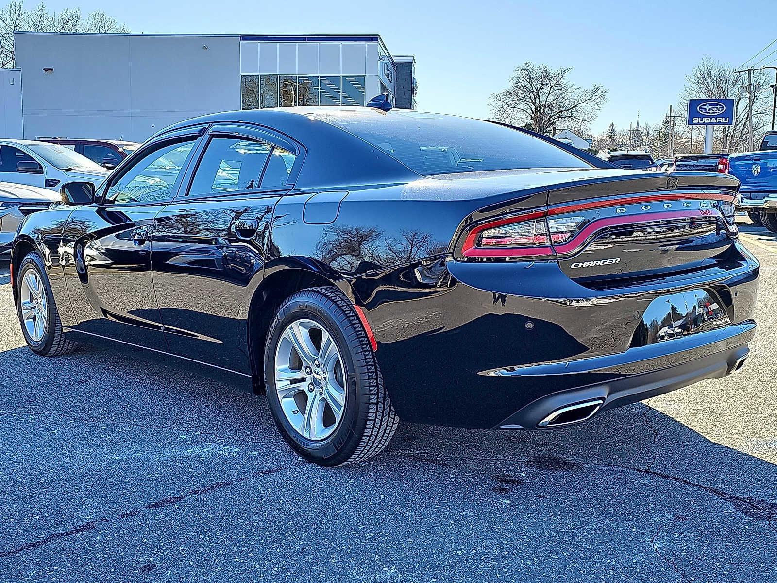 Used 2023 Dodge Charger SXT w/ Cold Weather Package image 4