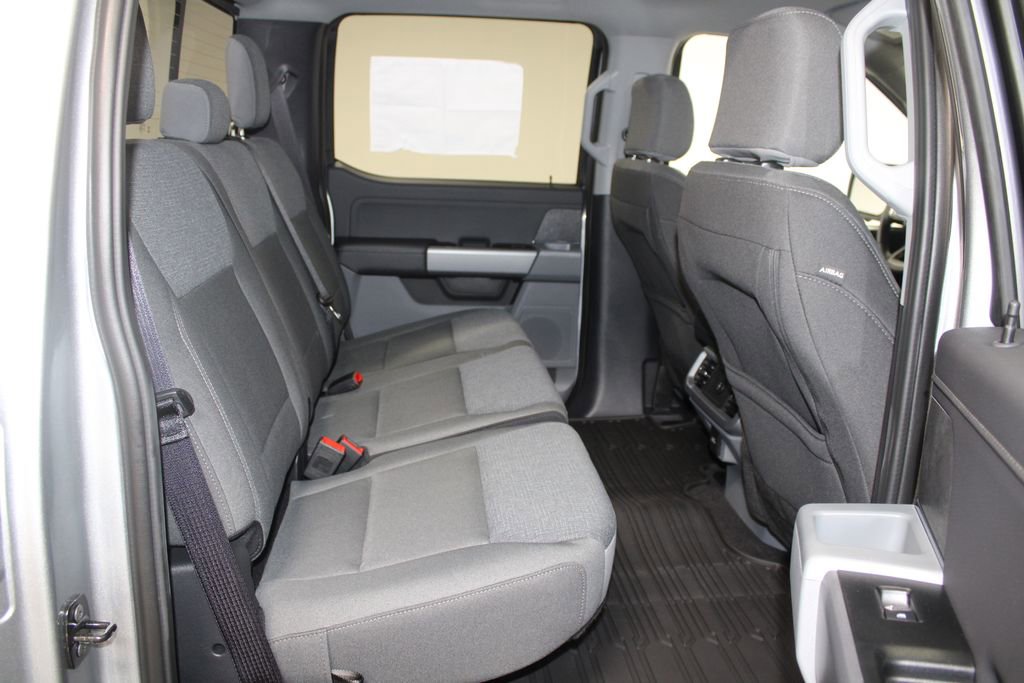 New 2025 Ford F150 XLT w/ Equipment Group 302A MID image 31