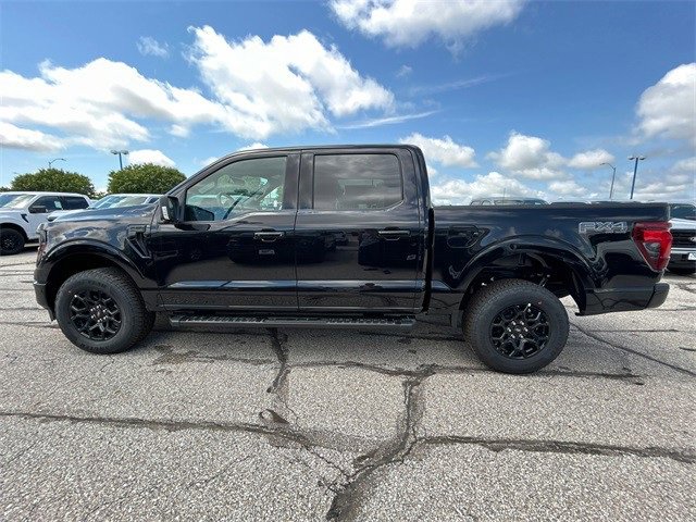 New 2025 Ford F150 XLT w/ Equipment Group 302A MID image 8