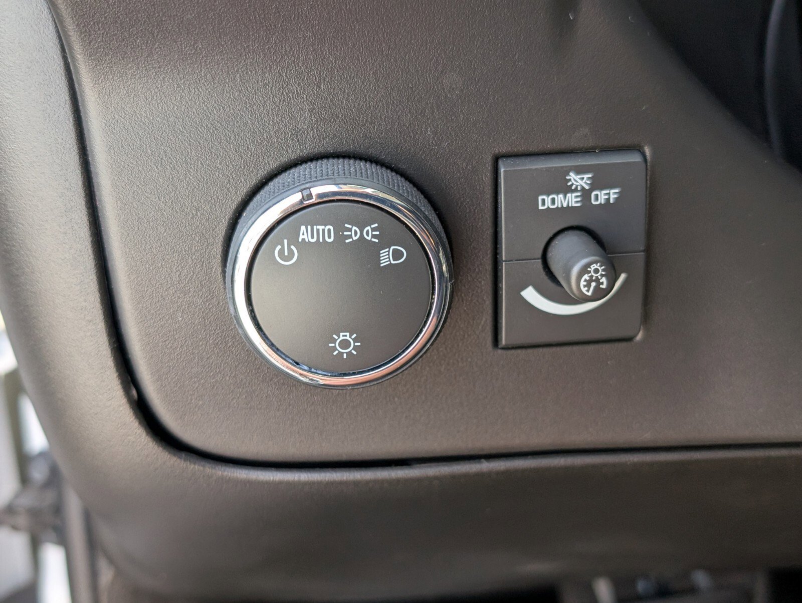 Used 2023 Chevrolet Express 3500 LS image 27