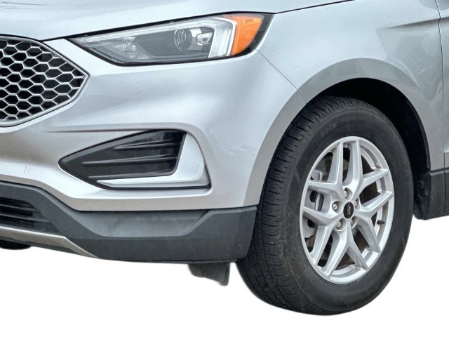 Used 2024 Ford Edge SEL AWD/4WD image 9