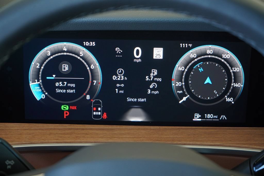 New 2026 Volkswagen Tiguan SEL R-Line AWD/4WD image 21