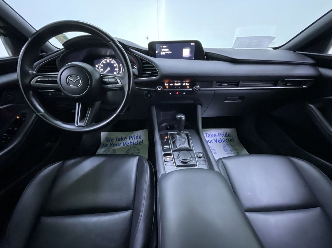 Used 2020 MAZDA MAZDA3 image 19