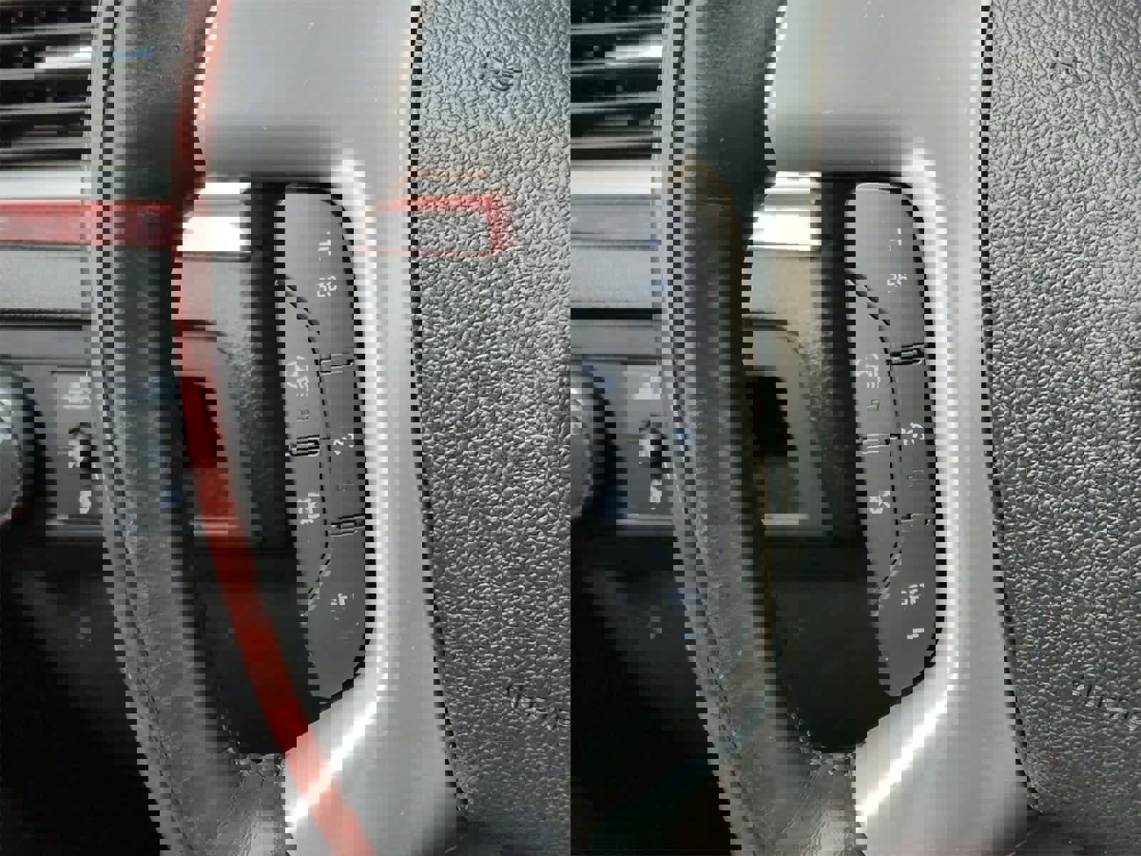 Used 2012 Cadillac Escalade Luxury image 26