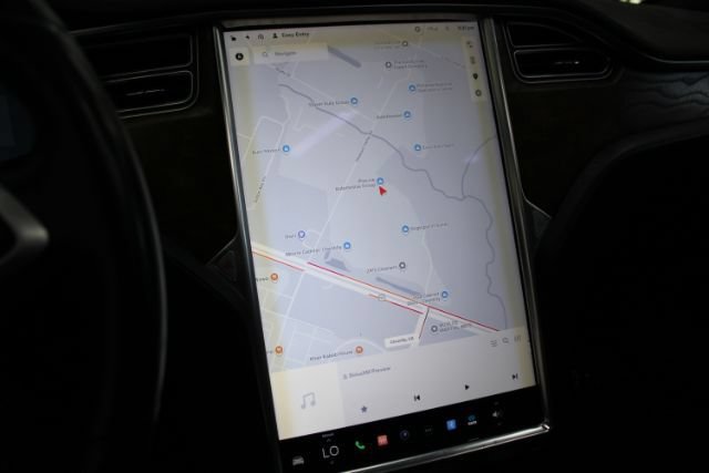 Used 2017 Tesla Model S 100D AWD/4WD image 15