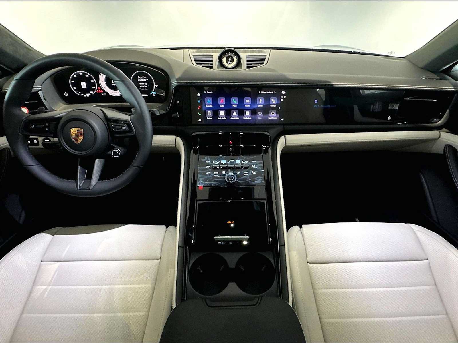 New 2026 Porsche Panamera 4 AWD/4WD image 14