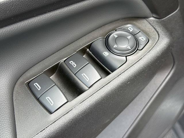 Used 2024 Chevrolet Equinox LT FWD image 6