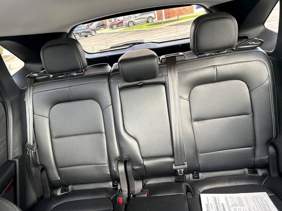 Used 2022 Ford Escape SEL image 24