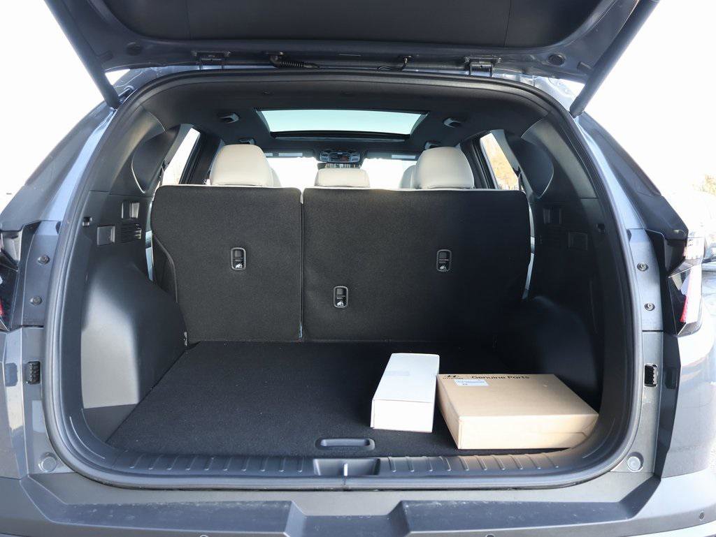 New 2026 Hyundai Tucson Limited image 15