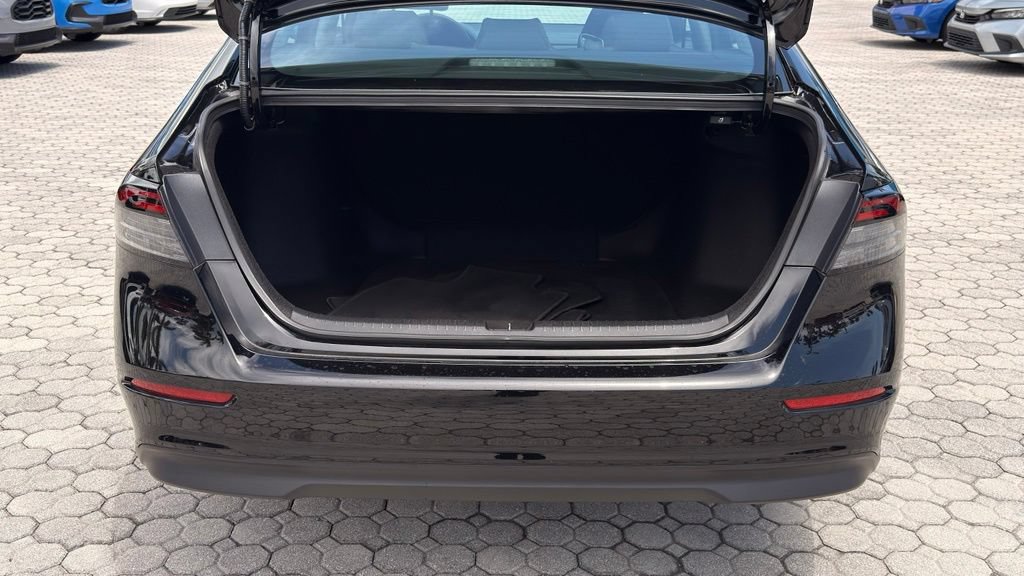 Certified 2023 Honda Accord LX image 17