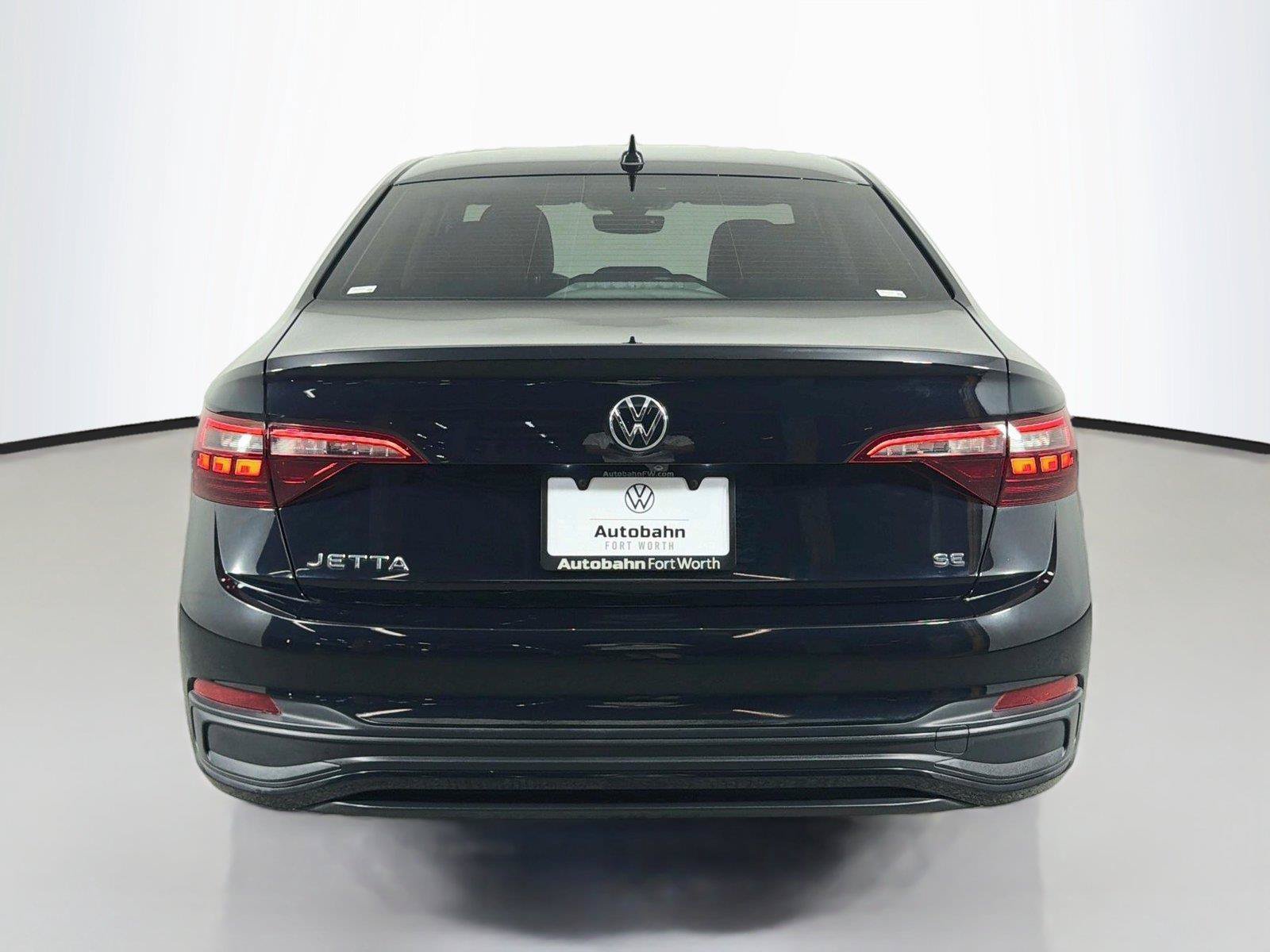 Used 2022 Volkswagen Jetta SE FWD image 6