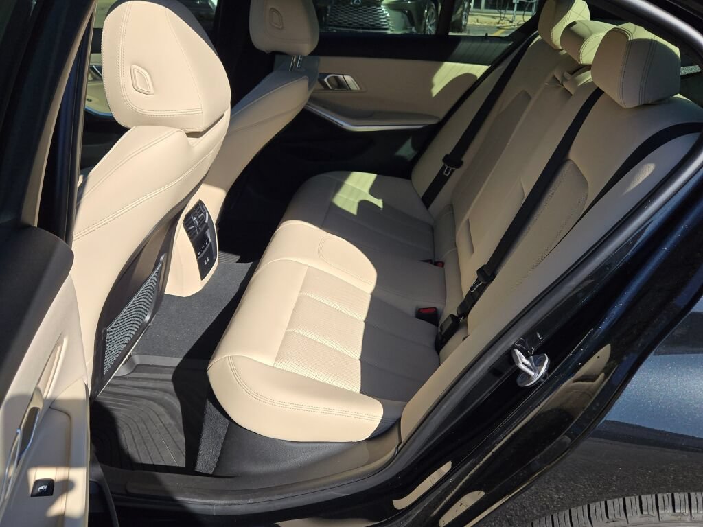 Used 2023 BMW 330i xDrive Sedan w/ Driving Assistance Package AWD/4WD image 25