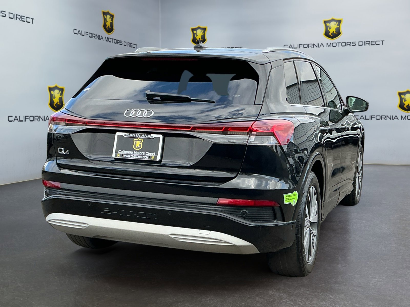 Used 2023 Audi Q4 e-tron Premium Plus w/ Premium Plus RWD image 5