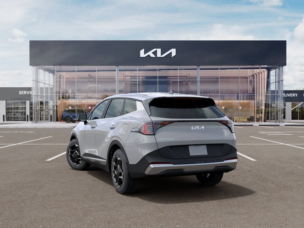 New 2026 Kia Sportage EX FWD image 4