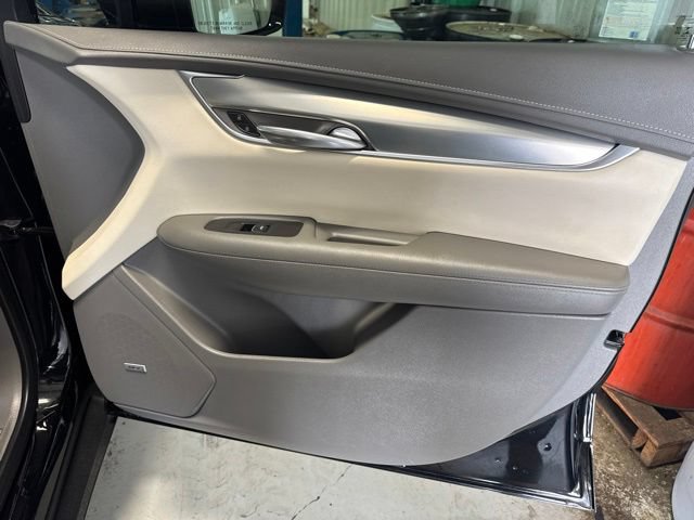 Used 2021 Cadillac XT5 Premium Luxury FWD image 32