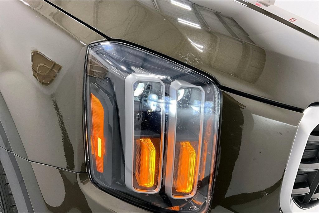 Used 2025 Kia Telluride S FWD image 37