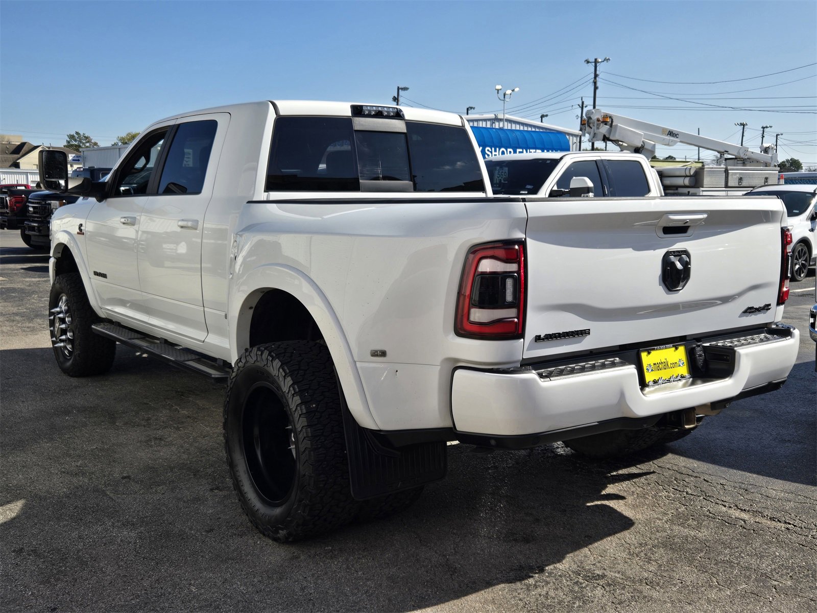 Used 2020 RAM 3500 Laramie w/ Night Edition image 7