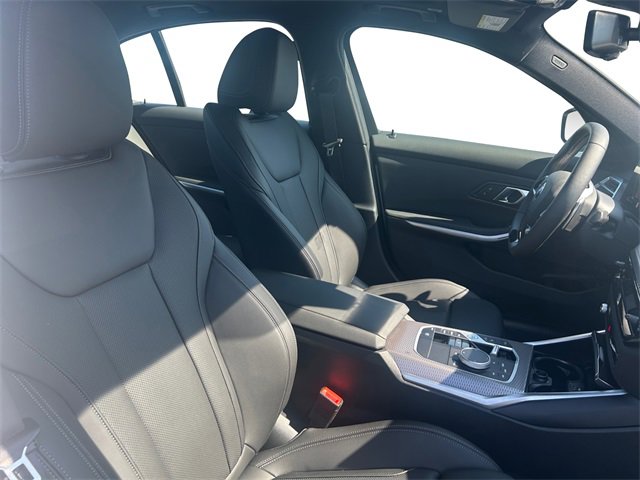 New 2025 BMW 330i xDrive Sedan w/ Convenience Package image 17