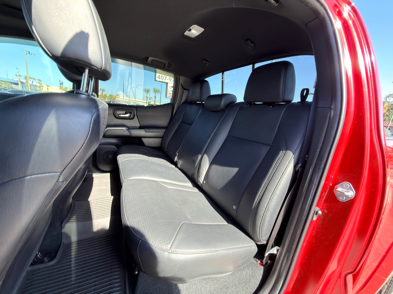 Used 2022 Toyota Tacoma TRD Sport w/ TRD Premium Sport Package image 10