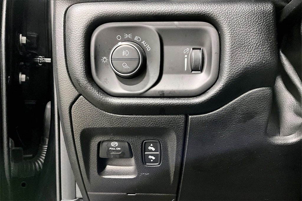 Used 2021 RAM 1500 Big Horn image 17