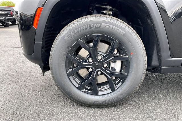 New 2026 Jeep Grand Cherokee L 4WD image 12