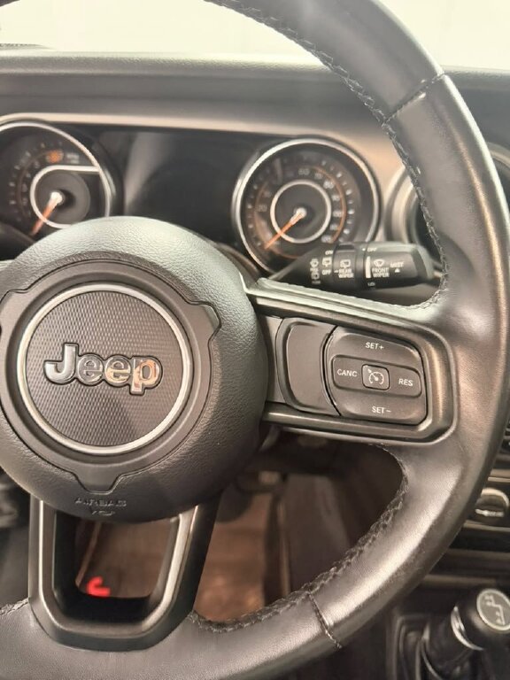 Used 2020 Jeep Wrangler Sport AWD/4WD image 23