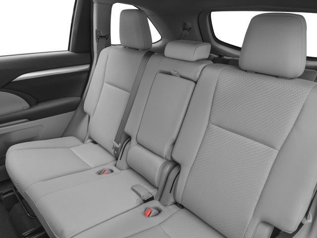 Used 2017 Toyota Highlander Plus AWD/4WD image 13