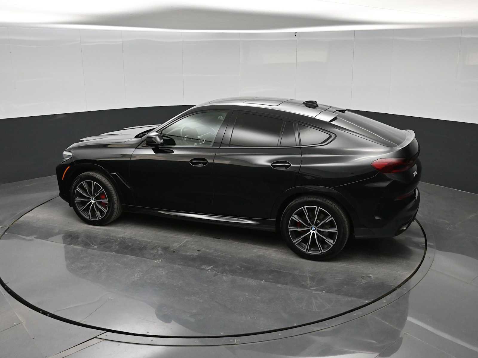 Used 2023 BMW X6 xDrive40i w/ M Sport Package AWD/4WD image 30