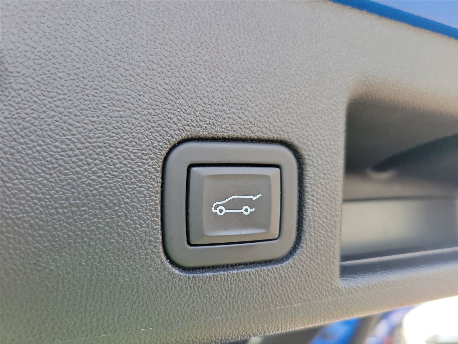 Used 2024 Chevrolet Equinox LT FWD image 10