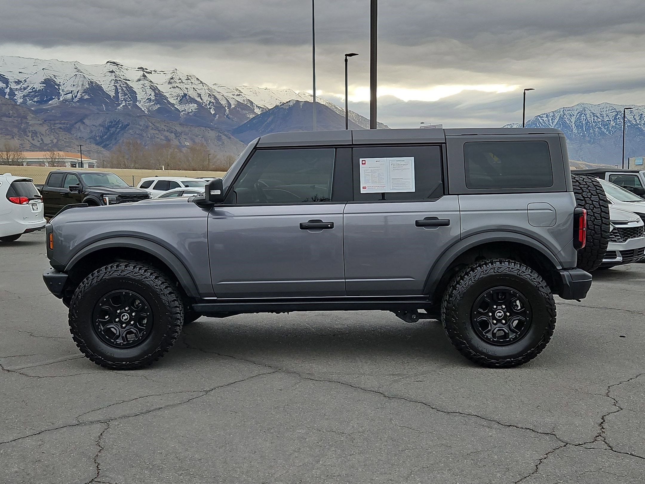 Used 2023 Ford Bronco Badlands w/ Sasquatch Package image 10